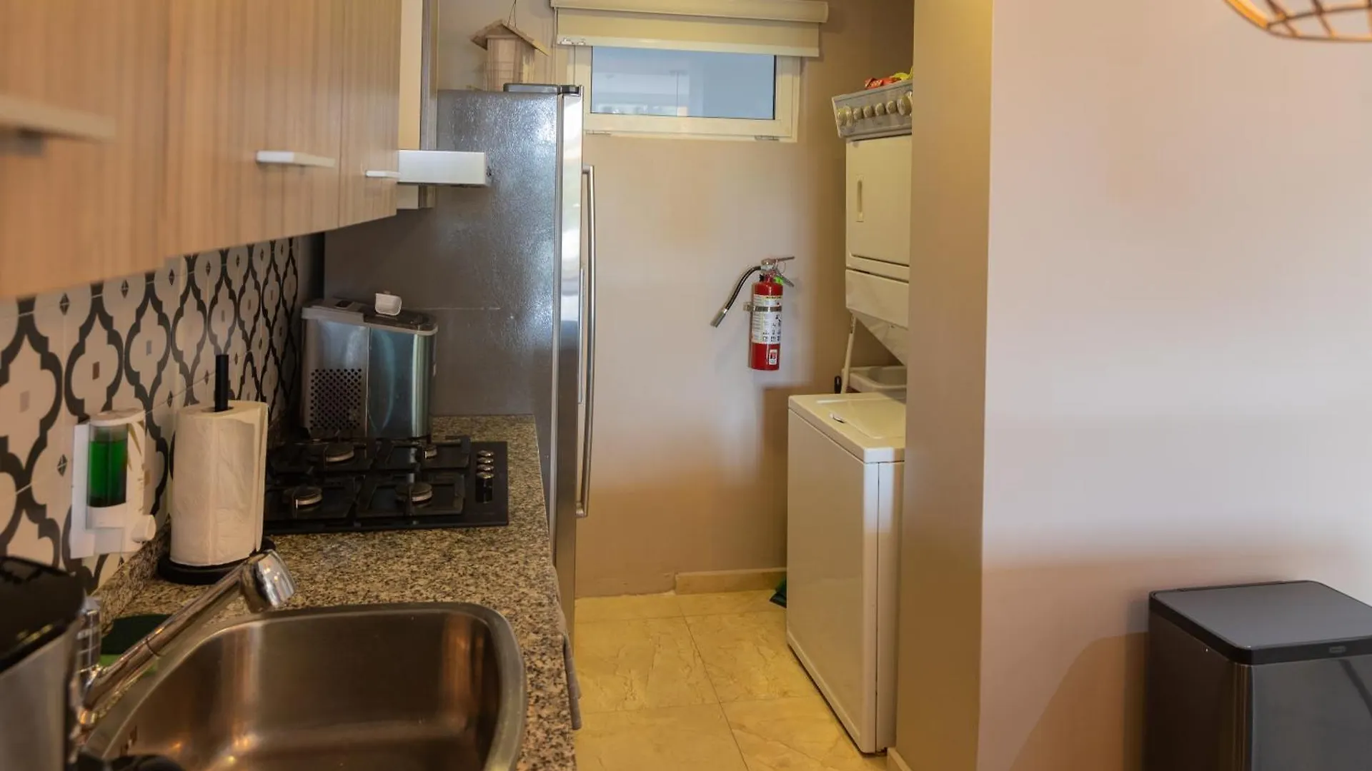公寓 Modern Ground Level Condo, 2 Bedrooms, Direct Pool Access 棕榈滩 阿鲁巴岛