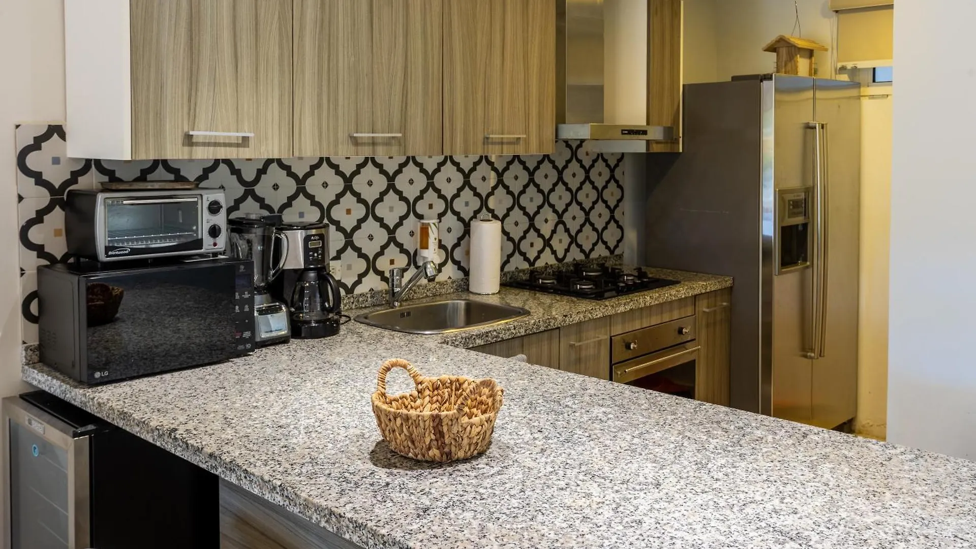 Modern Ground Level Condo, 2 Bedrooms, Direct Pool Access Παλμ Μπιτς Αρούμπα