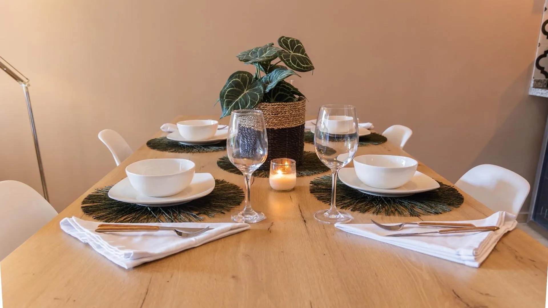 Modern Ground Level Condo, 2 Bedrooms, Direct Pool Access Παλμ Μπιτς Διαμέρισμα